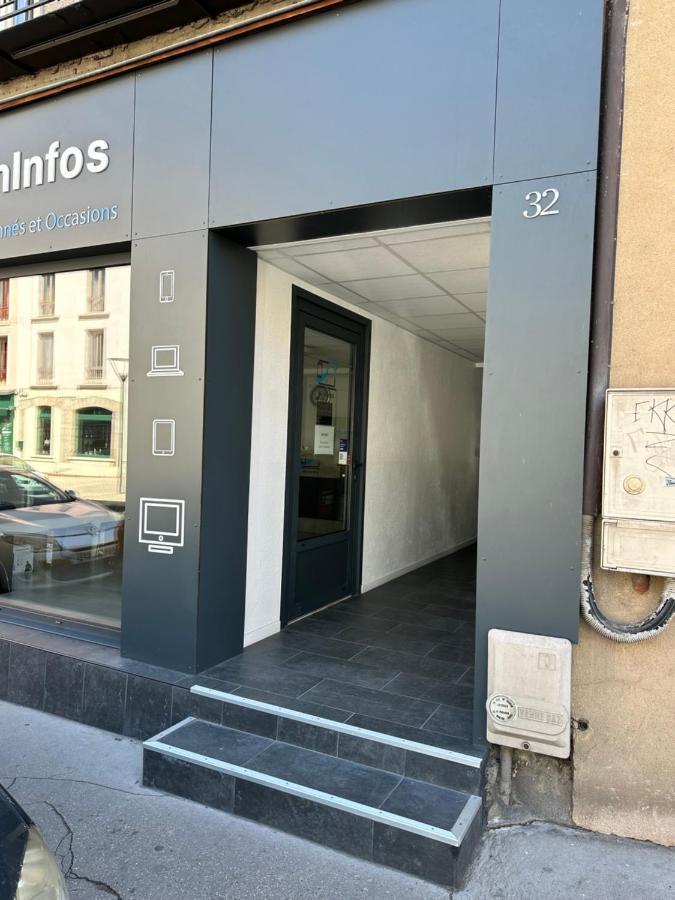 Appartement Avec Terrasse Au Puy Le Puy-en-Velay Eksteriør billede